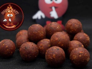 Boilies Mister Red "Super Hot" Dudi Bait 1kg, 24mm