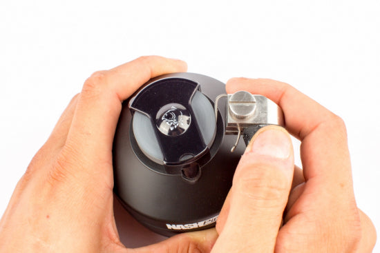 Affila Ami Nash Hook Doctor