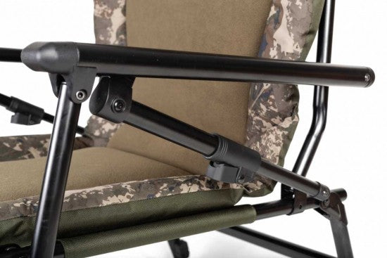 Indulgence Daddy Long Legs Auto Recline Nash