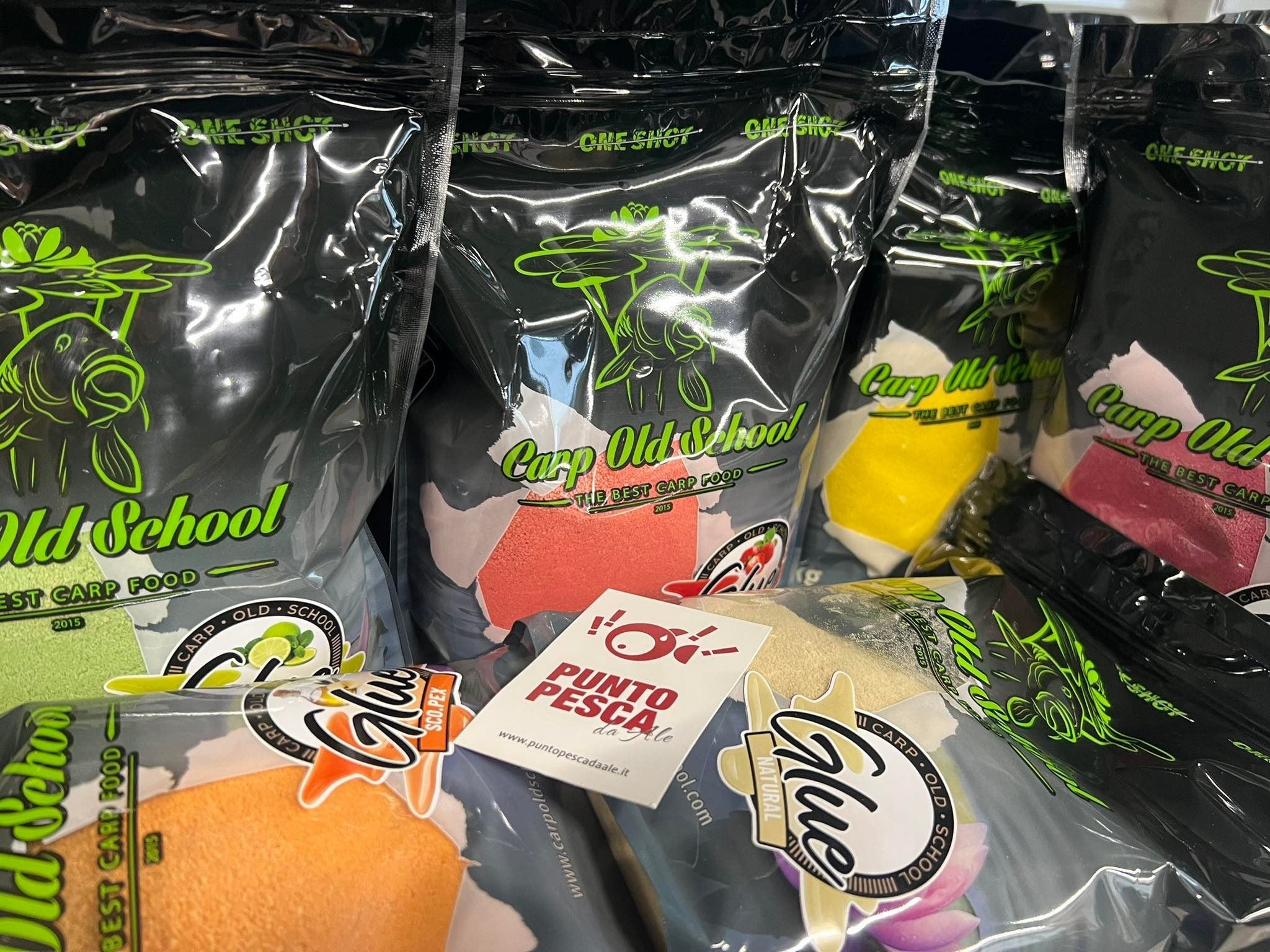 CARP OLD SCHOOL - GLUE