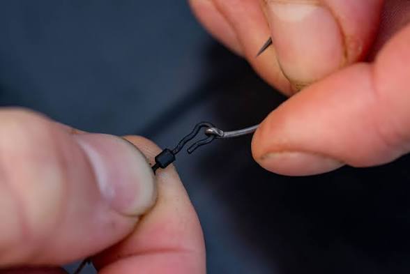 FOX KWIK CHANGE HOOK SWIVELS