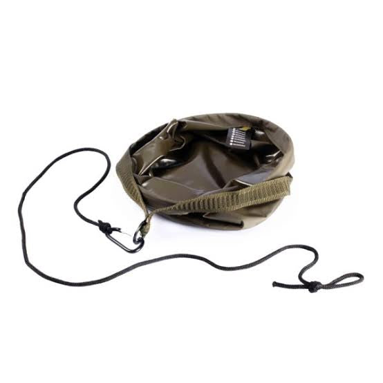 NASH COLLAPSIBLE WATER BUCKET